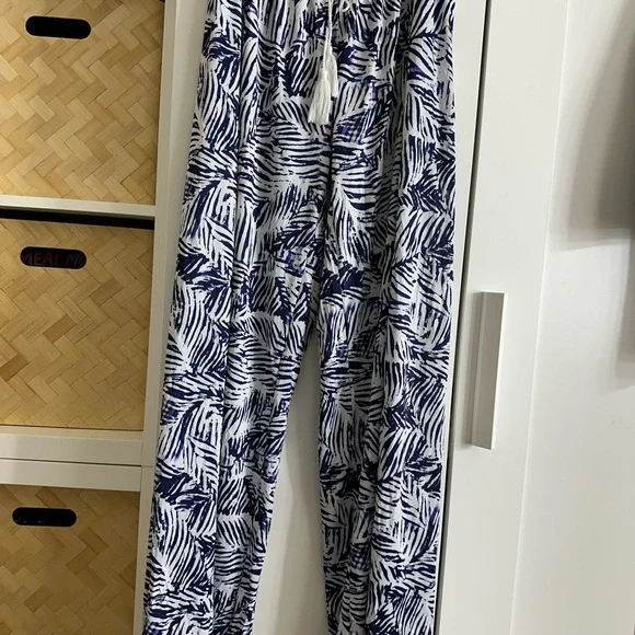 Navy and White Leaf Print summer pants M - Picture 6 of 8